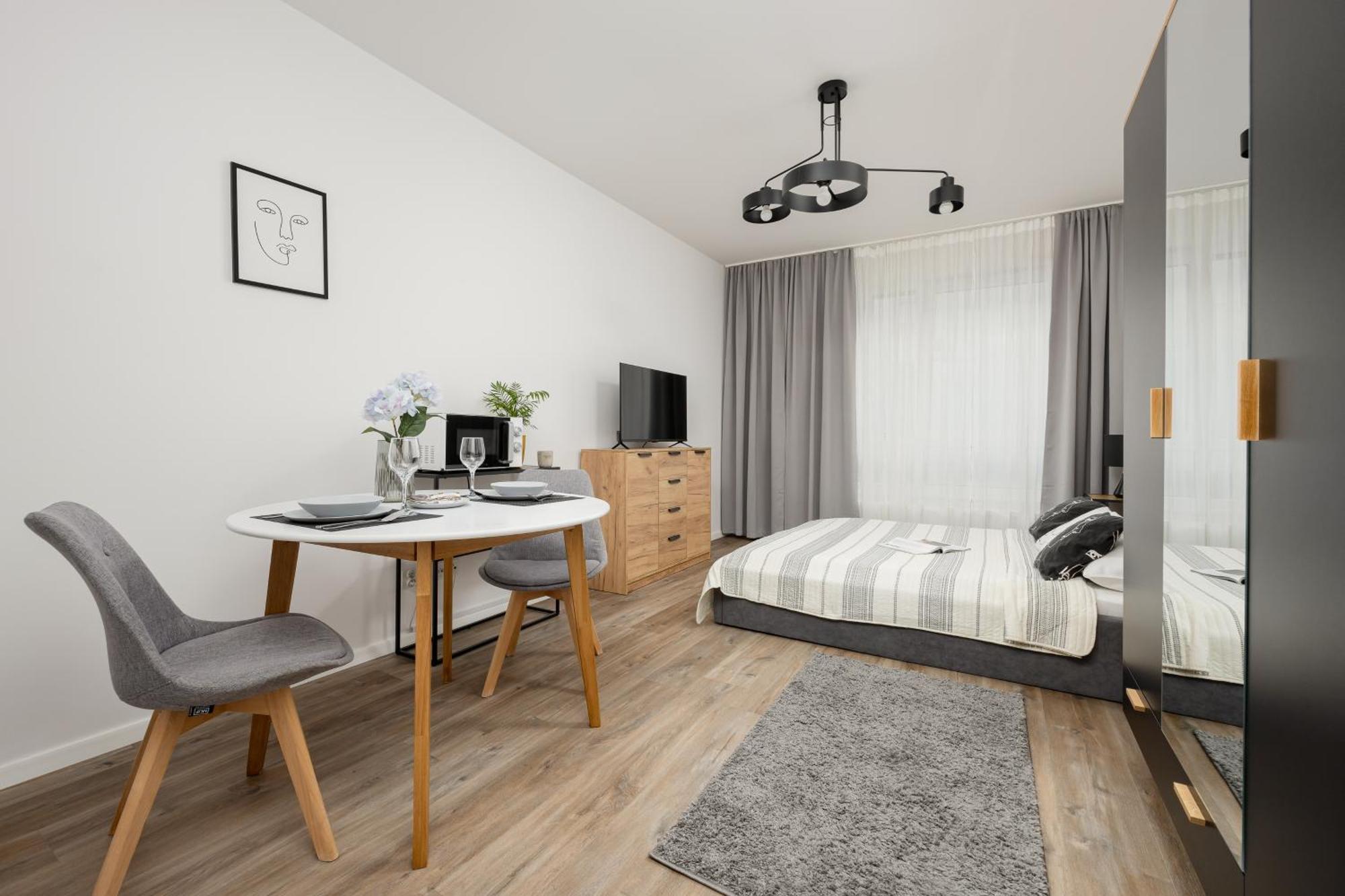 Gdansk Przymorze Pretty Studios & Pets Allowed By Noclegi Renters Exteriör bild